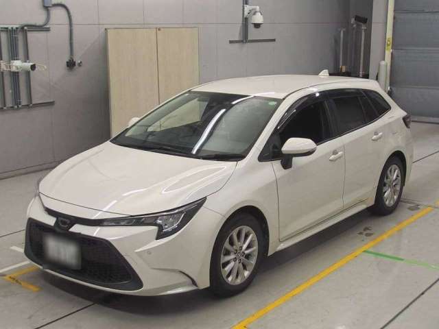 36203 TOYOTA COROLLA TOURING ZRE212W 2021 г. (CAA Chubu)